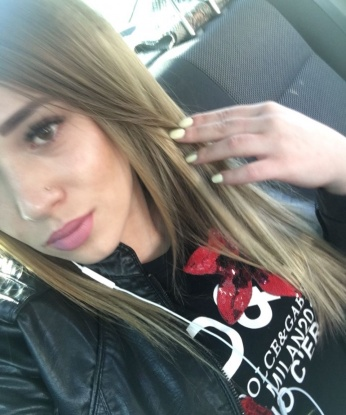 😘 Со мной вы почувствуете себя по-настоящему желанным и особенным. Вас ждет широкий спектр услуг – от нежного релакса до страстных эротических приключений. Фото настоящие – без обмана! 📷 У меня множество положительных отзывов от довольных клиентов, которые оценили мою опытность и умение удовлетворить все их желания. ✨ Если вы цените качество, стиль и красоту, то звоните мне прямо сейчас. Встречи проходят в уютной атмосфере, где вы сможете расслабиться и насладиться каждой минутой проведенного со мной времени. 🌹 Живу в Москве, так что добро пожаловать в мой уютный мир удовольствия! 💋 Ксения